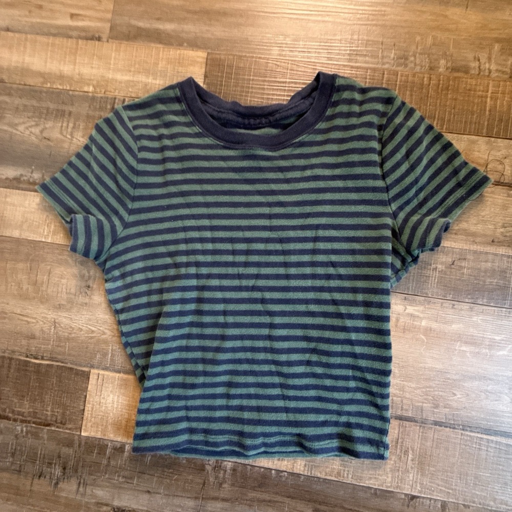 Hollister Co. Women's Striped Baby Tee in Green/Navy Size S